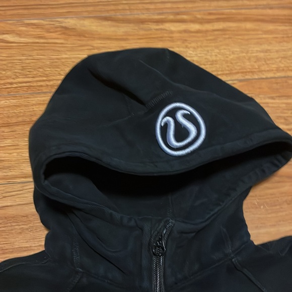 Lulu lemon hoodies Black - Picture 2 of 6